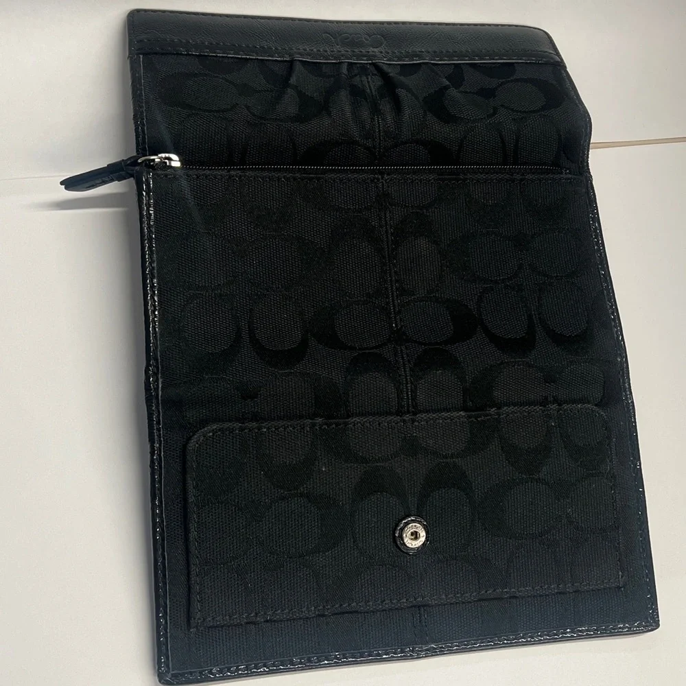 Coach SoHo Signature Jacquard Canvas and Leather Pleated Envelope Clutch Wallet - Picture 12 of 12